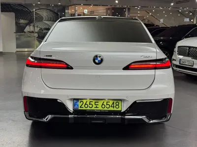 BMW 7-Series 2025, 9744 км, за 74832.61 USD