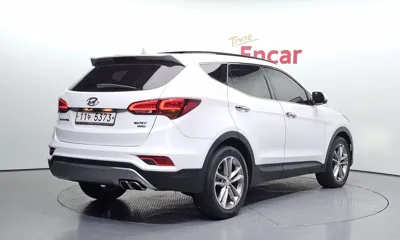 Hyundai Santafe 2016, 158987 км, за 8273.62 USD