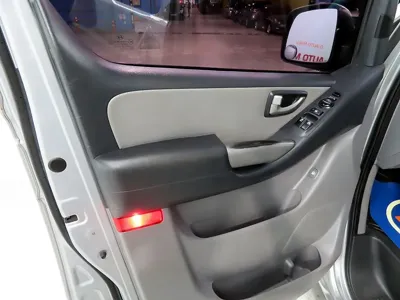 Hyundai Starex 2015, 155312 км, за 4620.57 USD - фото 13