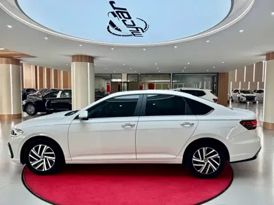 Volkswagen Lavida 2024, 29200 км, за 9537.22 USD - фото 8