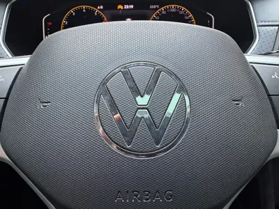 Volkswagen Lavida 2024, 29200 км, за 9537.22 USD - фото 25