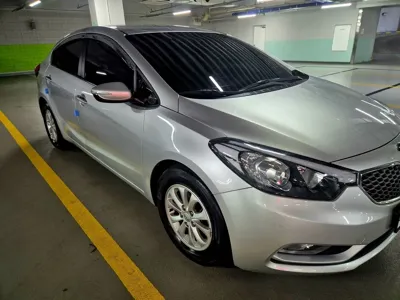 Kia K3 2013, 129847 км, за 2560.06 USD
