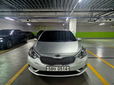 Kia K3 2013, 129847 км, за 2560.06 USD
