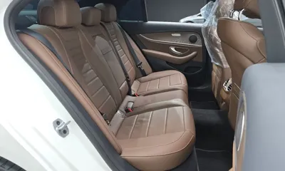 Mercedes-Benz E-Class 2022, 23877 км, за 27898.12 USD - фото 11