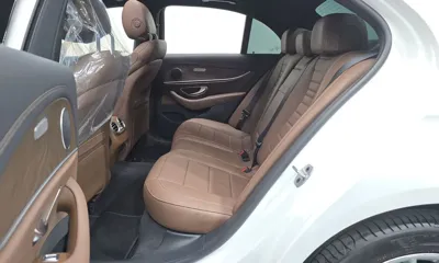 Mercedes-Benz E-Class 2022, 23877 км, за 27898.12 USD - фото 12