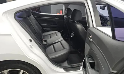 Hyundai Avante 2018, 122905 км, за 6940.78 USD - фото 12