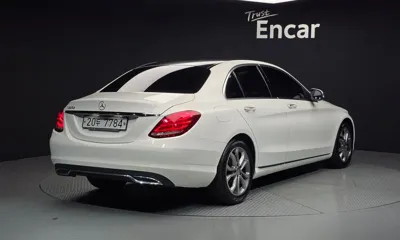 Mercedes-Benz C-Class 2016, 120814 км, за 9185.67 USD