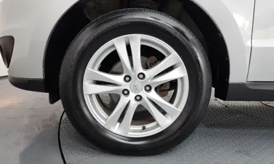 Hyundai Santafe 2011, 245272 км, за 1586.46 USD