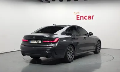 BMW 3-Series 2022, 46075 км, за 21347.86 USD