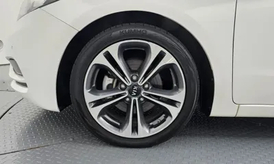 Kia K3 2015, 139867 км, за 3575.37 USD