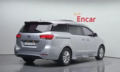 Kia Canival 2015, 93941 км, за 5789.75 USD