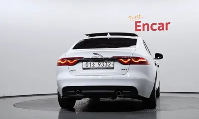 Jaguar XF 2018, 42501 км, за 10901.88 USD