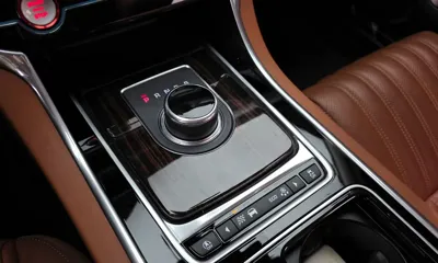 Jaguar XF 2018, 42501 км, за 10901.88 USD - фото 9