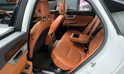 Jaguar XF 2018, 42501 км, за 10901.88 USD - фото 12