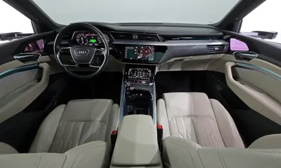 Audi e-tron 2021, 75518 км, за 32178.37 USD - фото 7