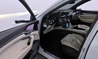Audi e-tron 2021, 75518 км, за 32178.37 USD - фото 10