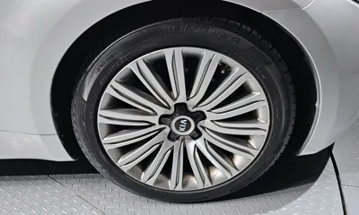 Kia K9 2014, 92114 км, за 5880.41 USD
