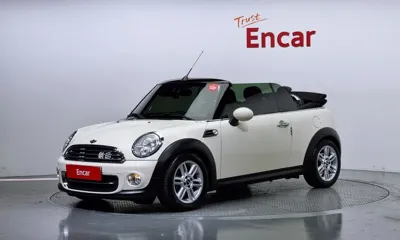 MINI Cooper Convertible · 2014 год