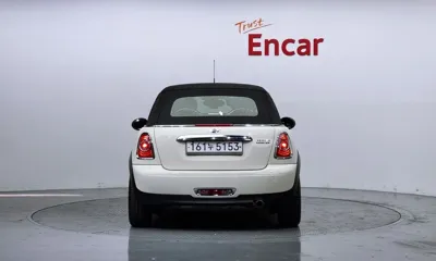 MINI Cooper Convertible 2014, 82815 км, за 6236.05 USD