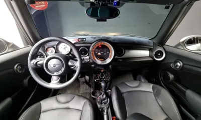 MINI Cooper Convertible 2014, 82815 км, за 6188.93 USD - фото 7