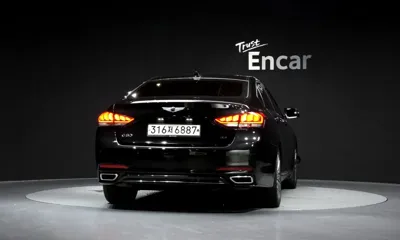 Genesis G80 2018, 108900 км, за 10726.12 USD