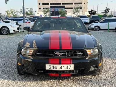 Ford Mustang 2010, 110660 км, за 8205.33 USD