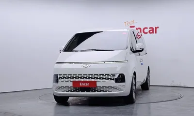Hyundai Staria 2024, 35713 км, за 18476.81 USD