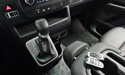 Hyundai Staria 2024, 35713 км, за 18476.81 USD - фото 9