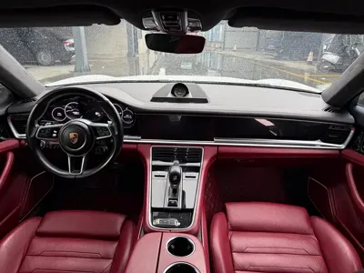 Porsche Panamera 2018, 120000 км, за 55580.01 USD