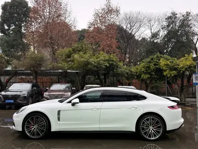 Porsche Panamera 2018, 120000 км, за 55580.01 USD - фото 11