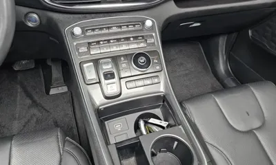 Hyundai Santafe 2023, 37129 км, за 16525.66 USD - фото 9