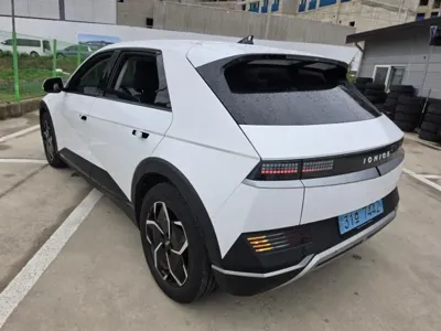Hyundai Ioniq5 2023, 84484 км, за 8286.65 USD