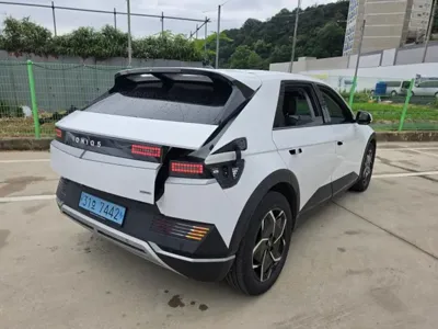 Hyundai Ioniq5 2023, 84484 км, за 8282.86 USD - фото 7