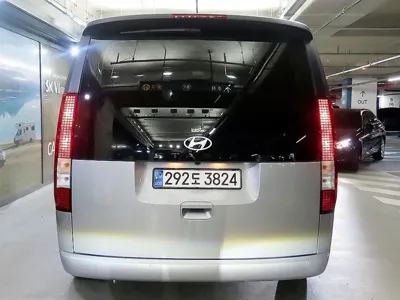 Hyundai Staria 2025, 48362 км, за 18511.23 USD