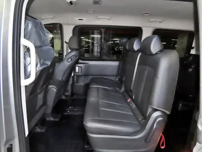 Hyundai Staria 2025, 48362 км, за 18511.23 USD - фото 7