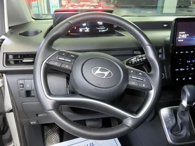 Hyundai Staria 2025, 48362 км, за 18511.23 USD - фото 8