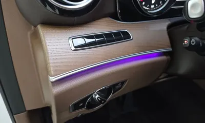 Mercedes-Benz E-Class 2019, 151924 км, за 13719.31 USD - фото 13