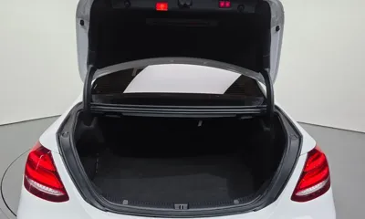 Mercedes-Benz E-Class 2019, 151924 км, за 13719.31 USD - фото 20
