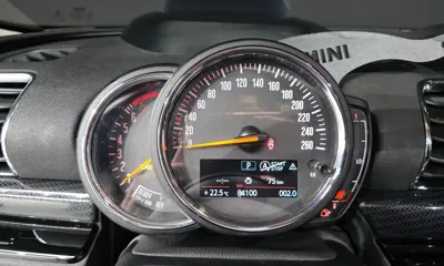 MINI Clubman 2020, 84100 км, за 9706.85 USD - фото 8