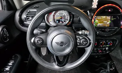 MINI Clubman 2020, 84100 км, за 9706.85 USD - фото 16