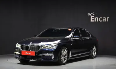 BMW 7-Series · 2017 год