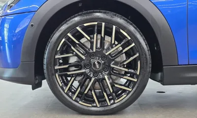 MINI Cooper 2025, 4188 км, за 22752.38 USD
