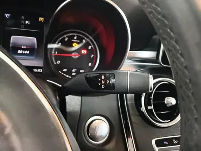 Mercedes-Benz C-Class 2016, 88100 км, за 12139.26 USD - фото 7