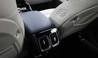 Kia Sorento 2023, 46603 км, за 19543.98 USD - фото 30