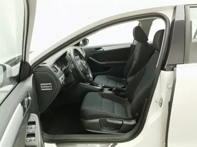 Volkswagen Sagitar 2014, 103500 км, за 3526.66 USD - фото 10