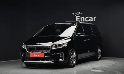 Kia Canival · 2020 год