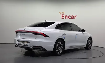 Hyundai Grandeur 2020, 127363 км, за 14246.69 USD