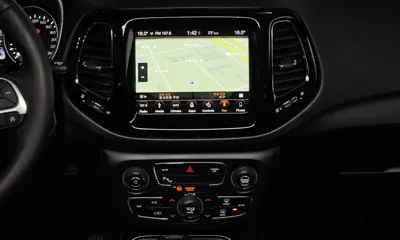Jeep Compass 2019, 41819 км, за 8989.96 USD - фото 13