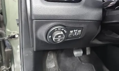 Jeep Compass 2019, 41819 км, за 8989.96 USD - фото 18
