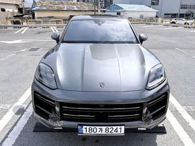 Porsche Cayenne 2025, 23000 км, за 131787.97 USD